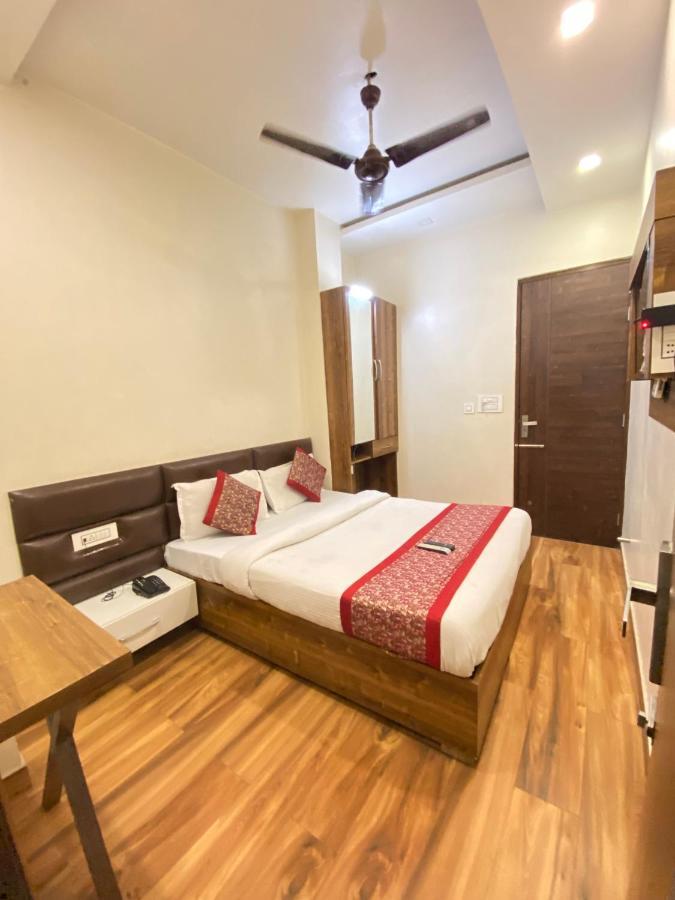 Hotel 56 - 200 Meter From Golden Temple Amritsar Eksteriør bilde